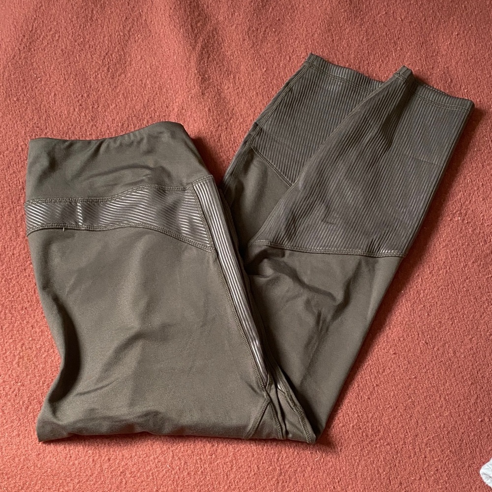 Joe Fresh Green Leggings with Ribbed Detail